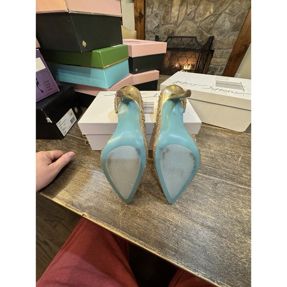 Betsey Johnson Chic Gold Floral Women's Pump Size 8.5 - Picture 8 of 12